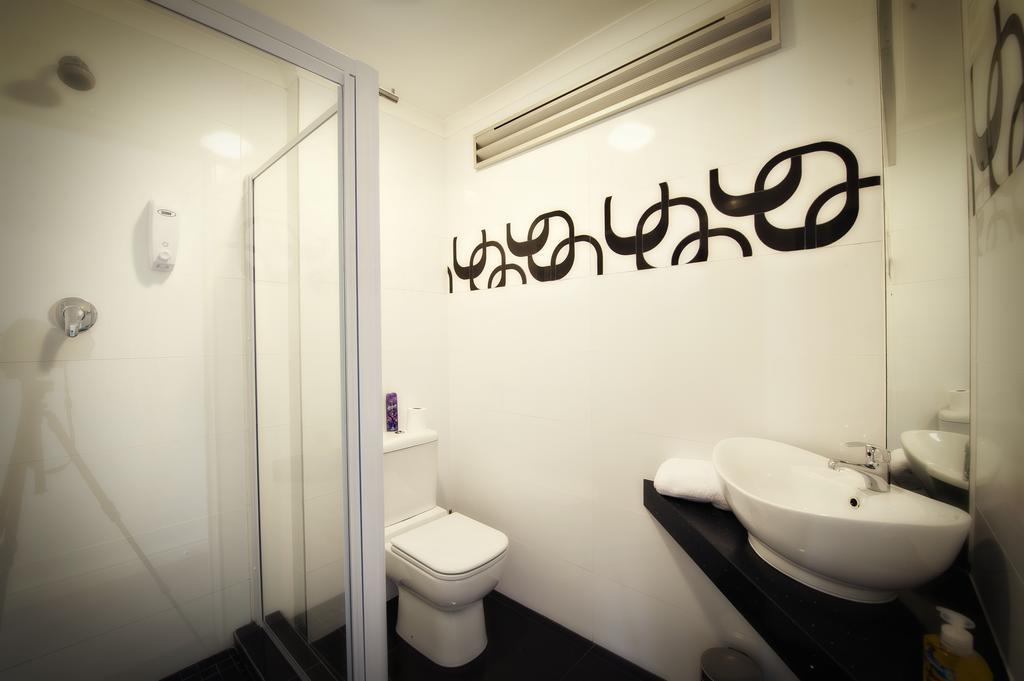 Funky Town Hotel Jeffreys Bay Exterior photo